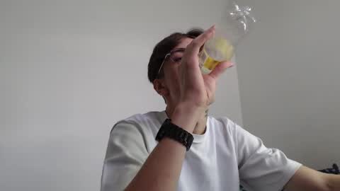 Dio online show from 12/01/25, 01:27