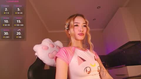 Reina online show from 02/09/26, 02:21