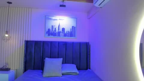 Snapshot of diosa_cristal chatting on 06/17/26, 03:31 Cristal online show from 06/17/26, 03:31