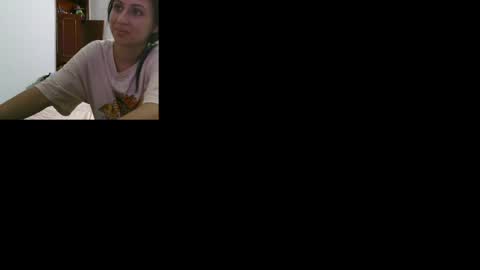 Cristal Independent model online show from 04/12/26, 04:28