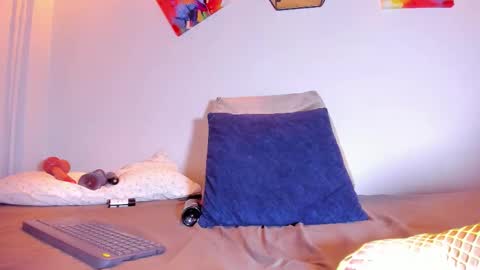 Karla  online show from 12/16/25, 11:59