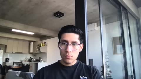 Snapshot of dioslatino chatting on 11/10/25, 02:38 dioslatino online show from 11/10/25, 02:38