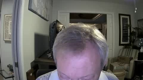 Snapshot of dirkpitt223 chatting on 01/19/25, 04:12 DirtkPitt Fun guy working online show from 01/19/25, 04:12