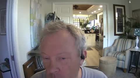 Snapshot of dirkpitt223 chatting on 02/12/25, 10:37 DirtkPitt Fun guy working online show from 02/12/25, 10:37