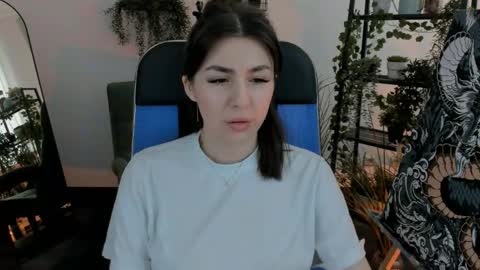 Di online show from 04/19/26, 08:24