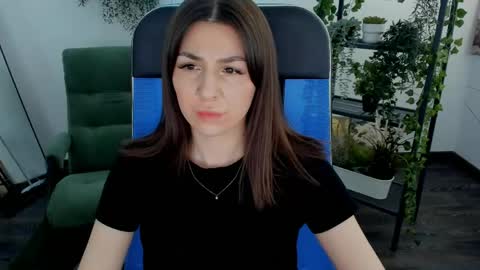 Di online show from 05/22/26, 05:58