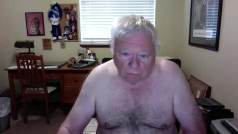 dirtrider195080438 online show from 05/28/26, 04:26