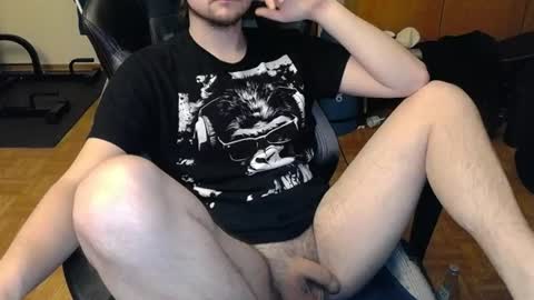 Snapshot of dirty_fun_boy chatting on 07/24/26, 10:41 dirty_fun_boy online show from 07/24/26, 10:41