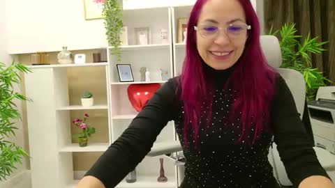 dirty_mature online show from 11/19/25, 07:08