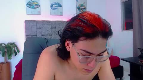 dirty model online show from 09/21/25, 06:15