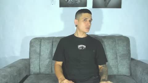 Snapshot of dirtyandsweet_ chatting on 07/07/26, 11:42 David Julian independent online show from 07/07/26, 11:42