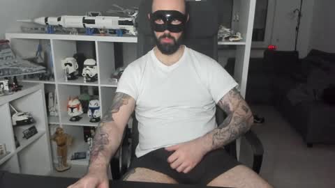 Robert online show from 12/20/24, 07:39