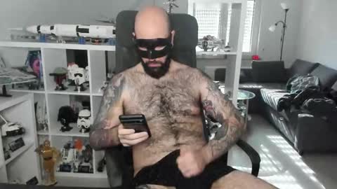 Robert online show from 11/05/25, 11:10