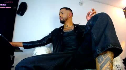 I just want to be happy online show from 10/08/25, 02:42