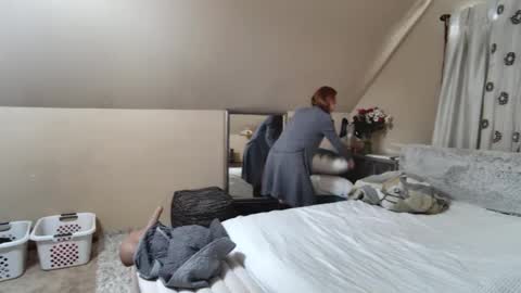 Snapshot of dirtydaisylou chatting on 02/20/25, 05:40 Daisy online show from 02/20/25, 05:40