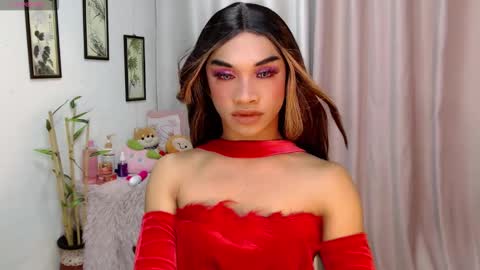 Ivana  Yanna and Elisha online show from 12/18/25, 09:59