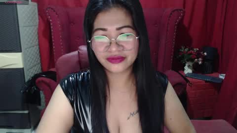 LatexQueen online show from 12/05/24, 02:22