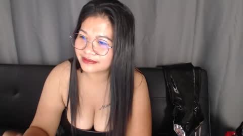 LatexQueen online show from 09/23/25, 12:30