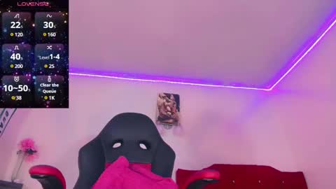 Naomy  online show from 01/21/25, 08:11