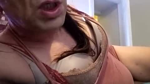 Snapshot of dirtygurl417898 chatting on 02/24/26, 11:03 dirtygurl417898 online show from 02/24/26, 11:03