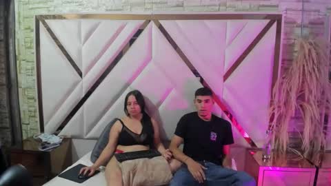 Snapshot of dirtyroyals_ chatting on 05/19/26, 04:30 dirtyroyals online show from 05/19/26, 04:30