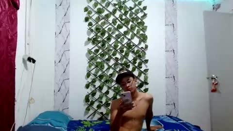 Snapshot of dirtyslimlatin chatting on 12/20/25, 02:07 dirtyslimlatin online show from 12/20/25, 02:07