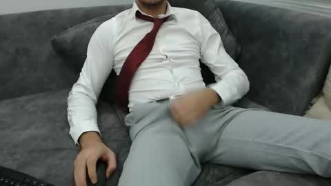 dirtyybooyy77 online show from 10/28/25, 06:54