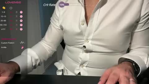 Snapshot of discreetcam chatting on 03/04/25, 03:37 Discreet Guy online show from 03/04/25, 03:37