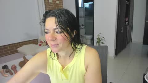 disneey2888 online show from 06/25/26, 11:59