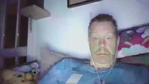 Snapshot of disney0988 chatting on 03/08/26, 04:27 disney0988 online show from 03/08/26, 04:27