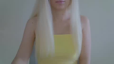 DitaMilton online show from 02/25/25, 01:28