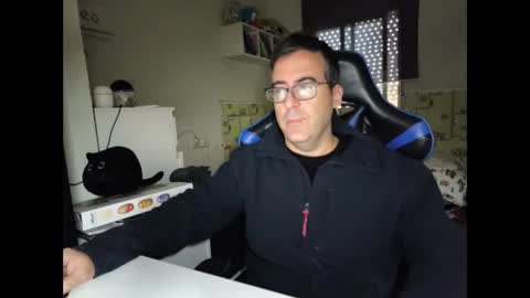 ditos_c online show from 01/08/25, 08:49