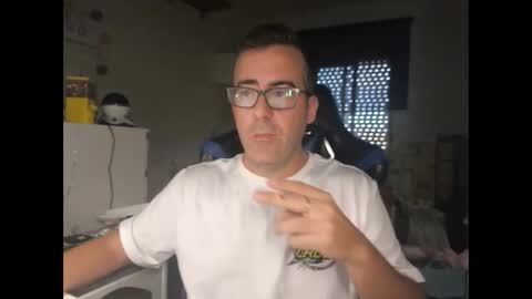 ditos_c online show from 10/18/25, 10:05