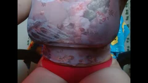 Snapshot of divadirty chatting on 03/11/25, 10:42 Mari online show from 03/11/25, 10:42