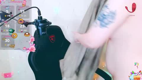 Snapshot of divamarisa chatting on 12/16/24, 07:48 Maria online show from 12/16/24, 07:48