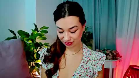 Tia online show from 02/21/26, 08:10