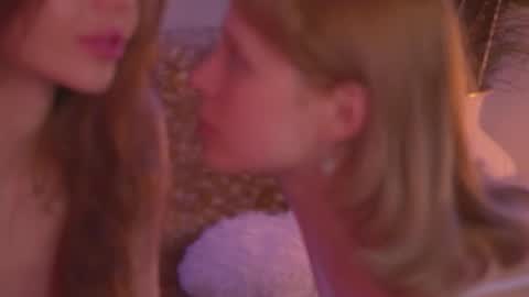 Eva and Lucia online show from 03/02/26, 05:08