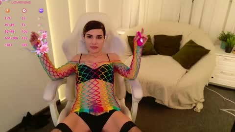 Snapshot of divine_mila chatting on 05/19/26, 12:44 divine_mila online show from 05/19/26, 12:44