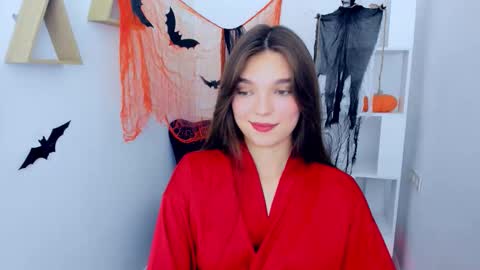 Hannah online show from 10/22/25, 08:08