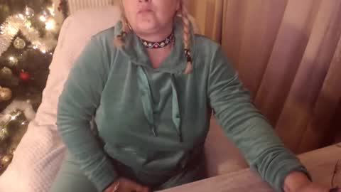 Alexxa online show from 12/01/25, 10:48