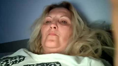 Alexxa online show from 04/19/26, 06:54