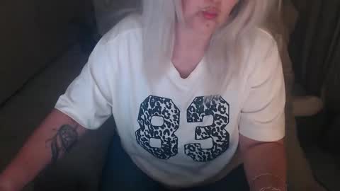 Alexxa online show from 04/25/26, 09:23