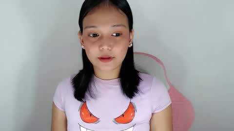 Snapshot of divinegoddness chatting on 05/26/26, 03:41 Crystal mae online show from 05/26/26, 03:41