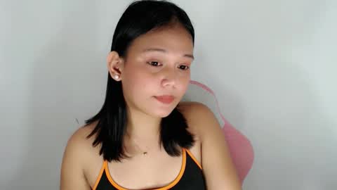 Snapshot of divinegoddness chatting on 05/29/26, 06:28 Crystal mae online show from 05/29/26, 06:28