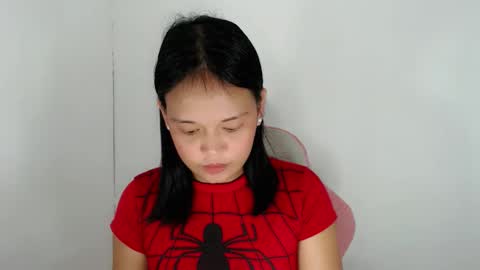 Snapshot of divinegoddness chatting on 06/01/26, 10:33 Crystal mae online show from 06/01/26, 10:33