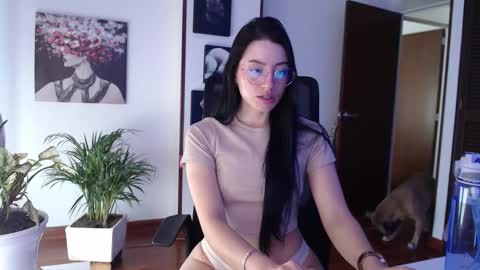 Hera online show from 01/10/26, 12:18