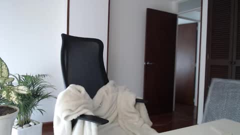 Hera online show from 02/23/26, 12:35