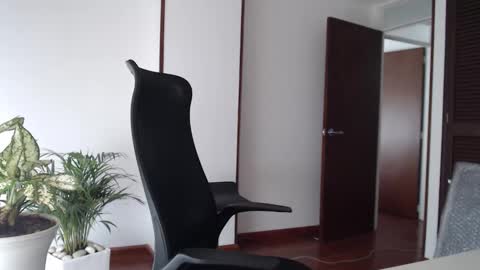 Hera online show from 02/25/26, 12:37