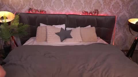 Snapshot of divinejasss chatting on 02/27/25, 03:36 DivineJasss online show from 02/27/25, 03:36