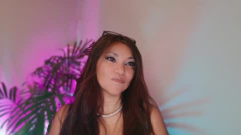 Snapshot of divinelynn chatting on 07/07/26, 03:49 DivineLynn online show from 07/07/26, 03:49